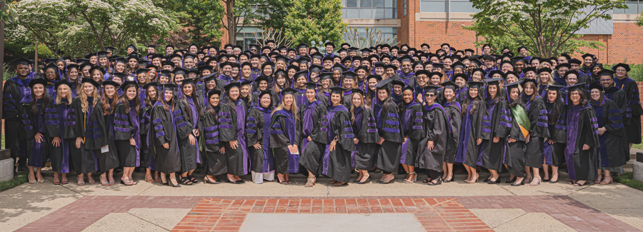 image-of-graduating-students